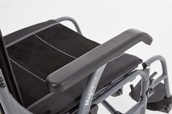 Magnelite-Transit-071