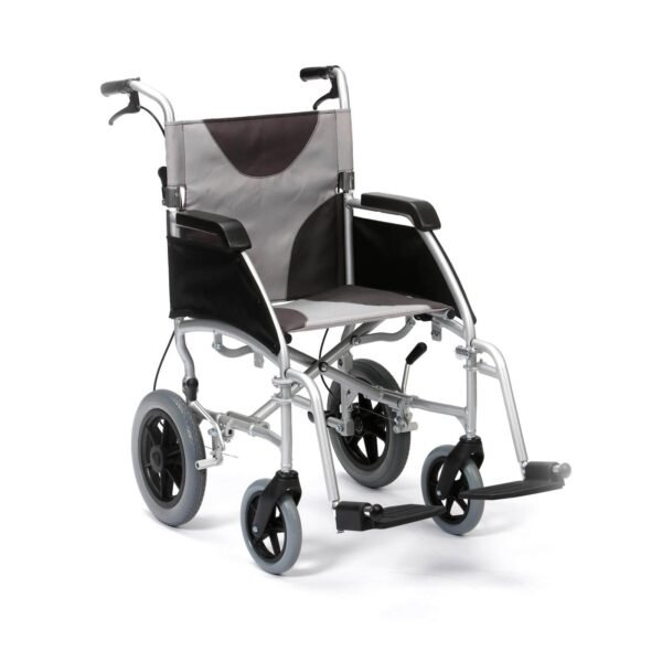 LAWC008A_Ultra_Lightweight_Aluminium_Wheelchair_17_01_web_MIL.jpg