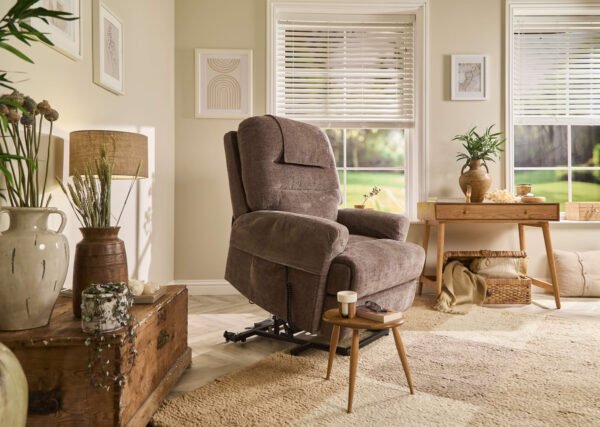 Lawson Stills (9)_result